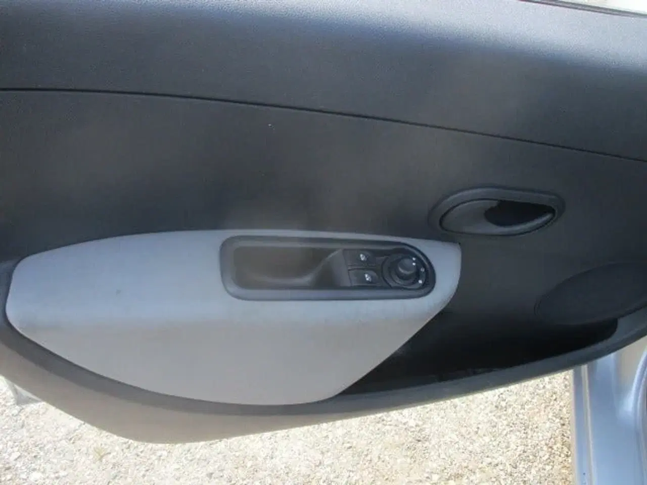Billede 10 - Renault Clio III 1,2 16V Authentique