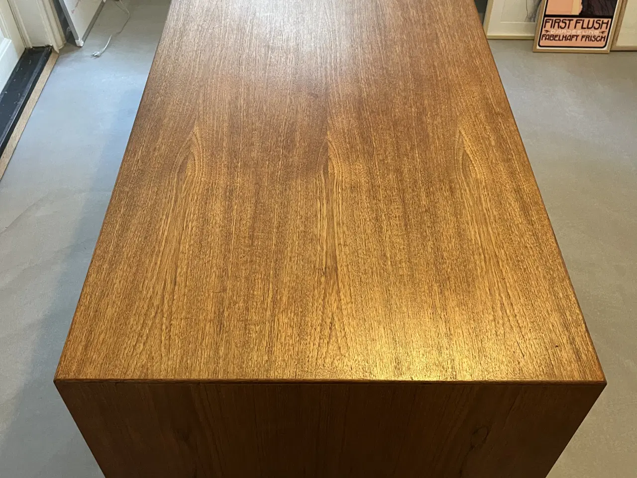 Billede 4 - Skrivebord i teak - Arkitekttegnet