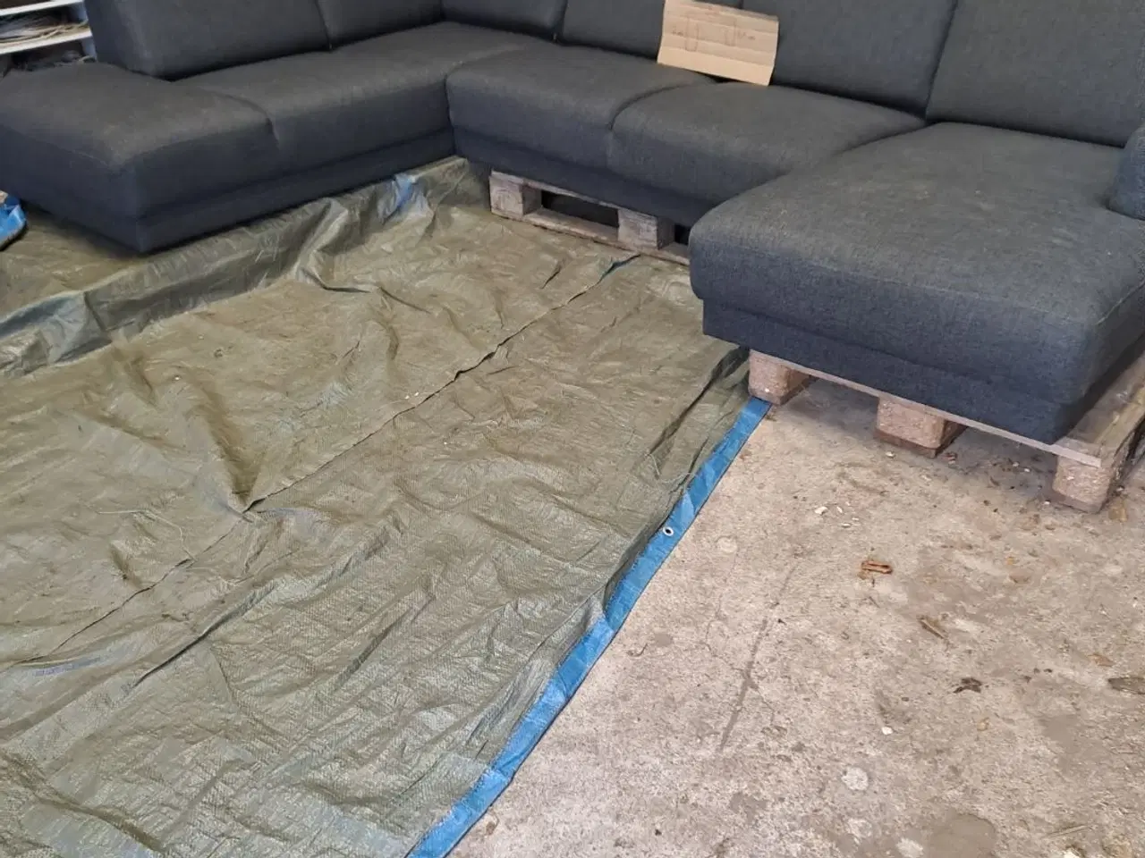 Billede 1 - Sofa grå usofa knap 2 år, lidt brugt. 