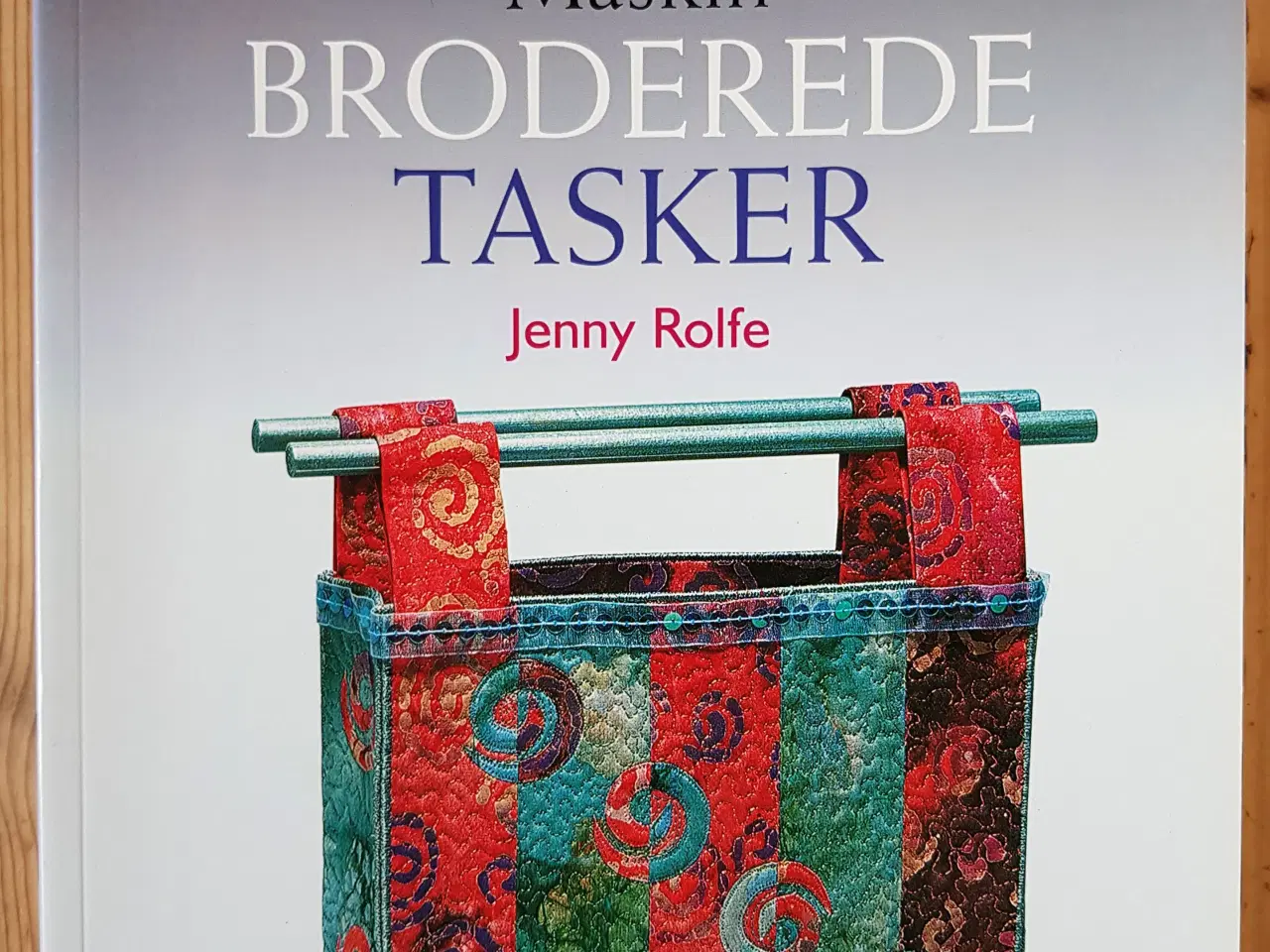 Billede 4 - Maskin-broderi  -  danske/amerikanske bøger