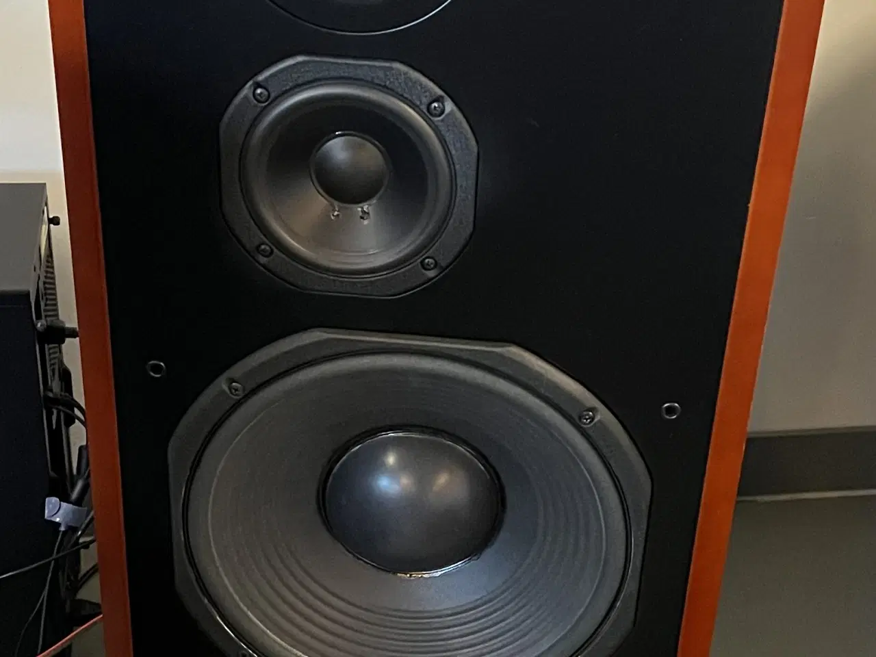 Billede 2 - JBL L100 Int – klassiske JBL-højttalere (90’erne)