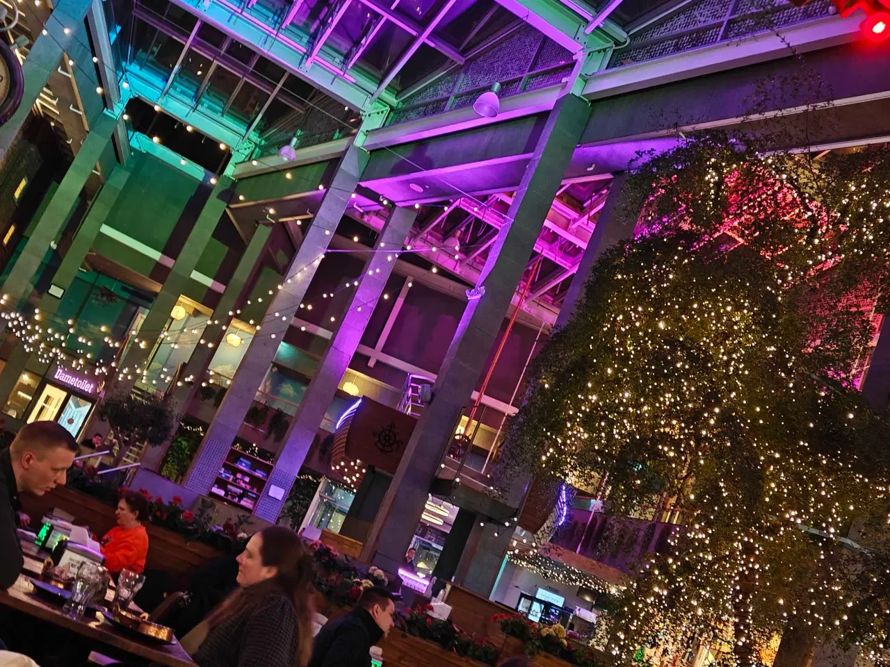 Billede 1 - Simon Kvamm. Alle sangene - alle vennerne.