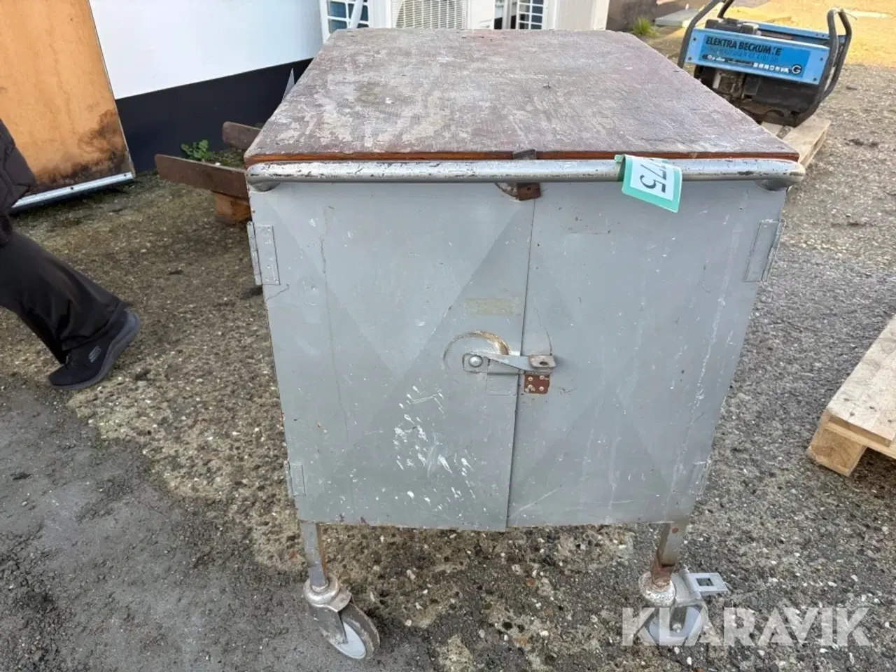 Billede 2 - Værkstedsbord på hjul