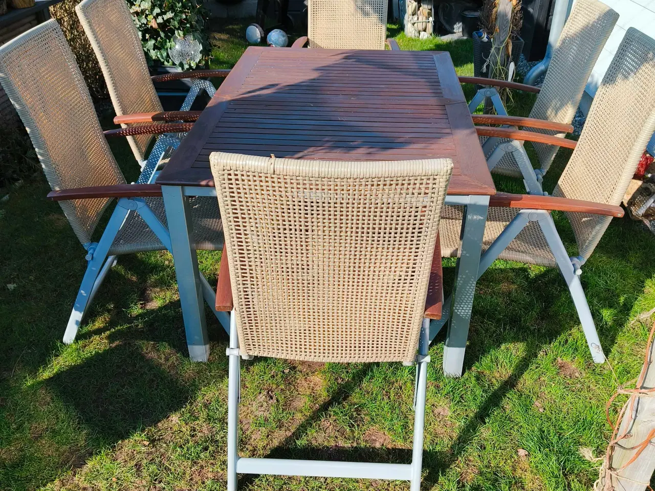 Billede 9 - Hårdttræ havemøbelsæt