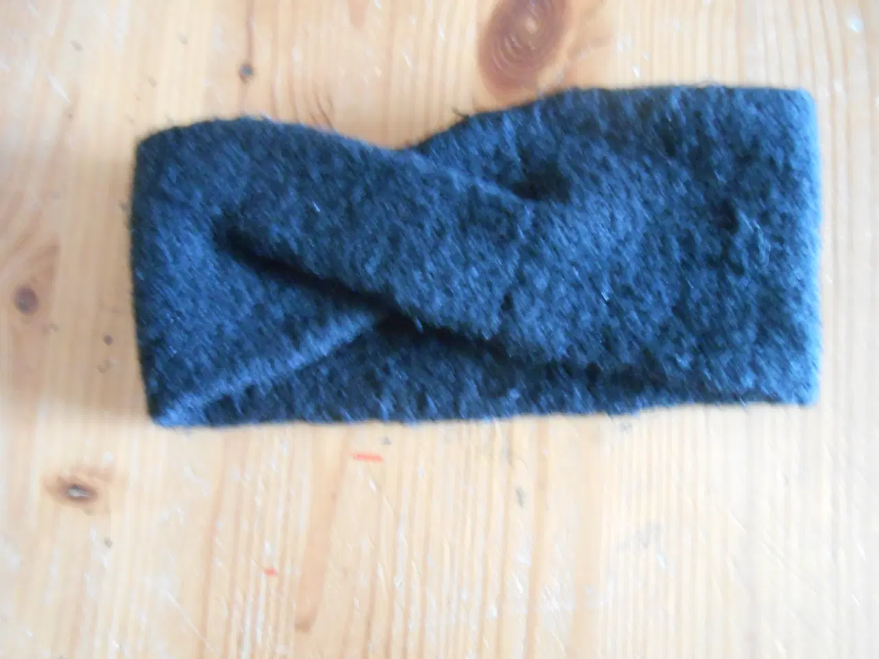 Billede 10 - Tørklæder Små og Store.  Sixpence Kasket.