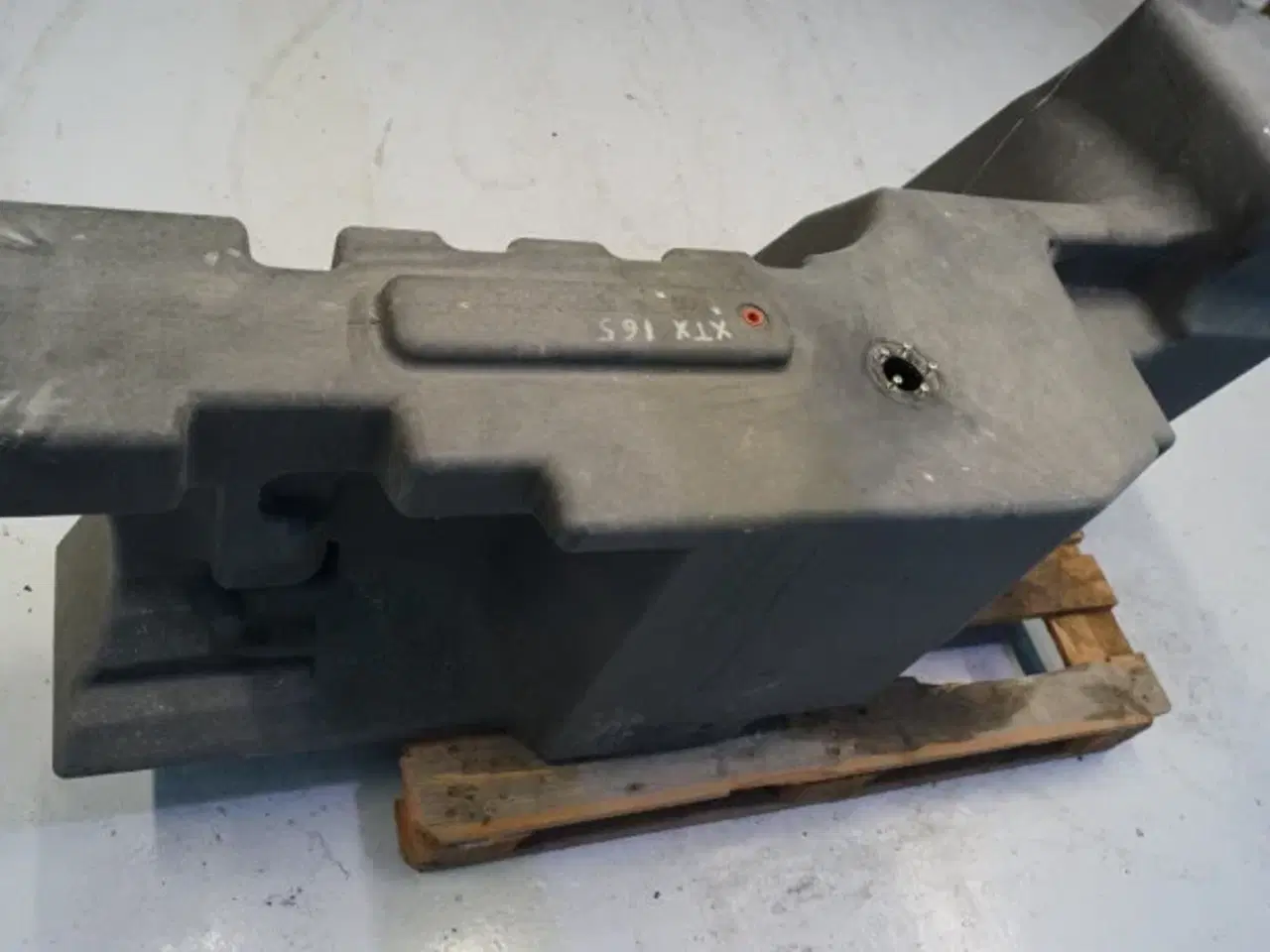 Billede 5 - McCormick XTX 165 Dieseltank