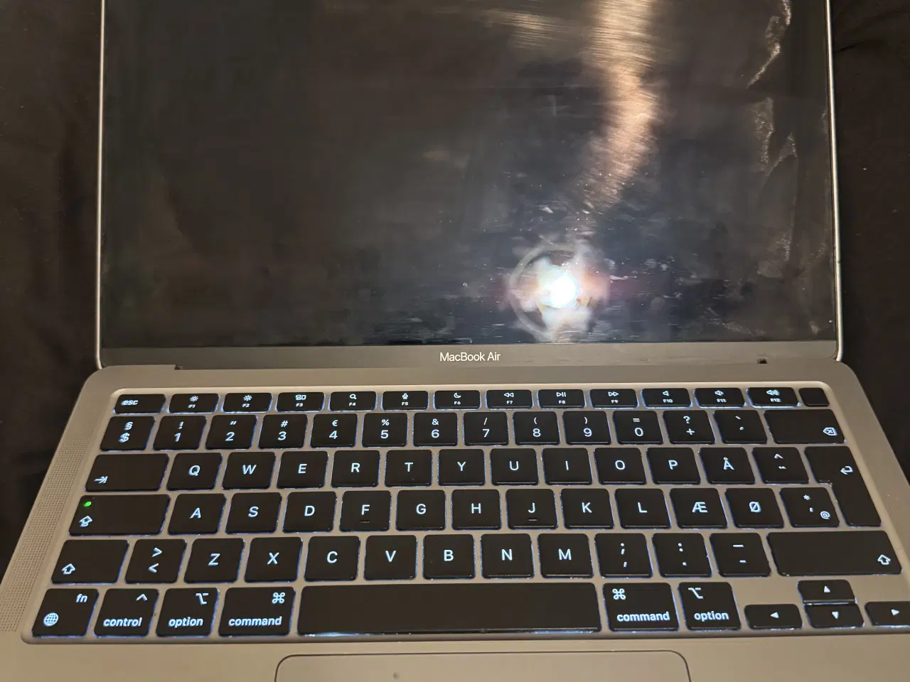 Billede 2 - Macbook air 2020, sælges!! sidste chance!!