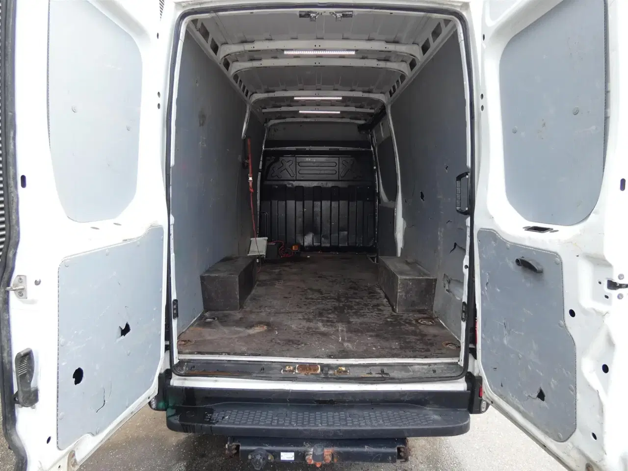 Billede 8 - Iveco Daily 35S16 12m3 2,3 D 156HK Van 8g Aut.