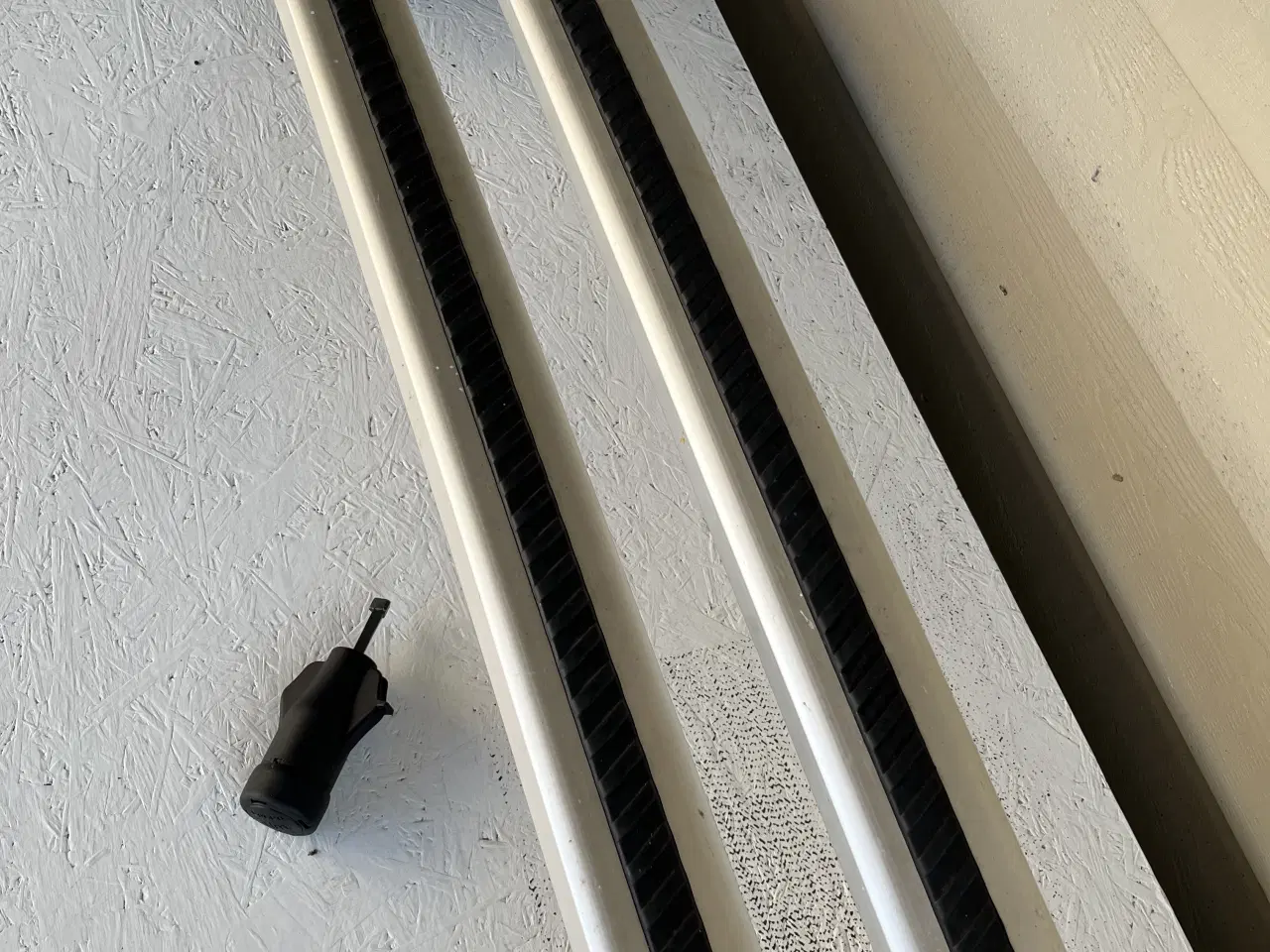 Billede 2 - Tagbøjler til Volvo