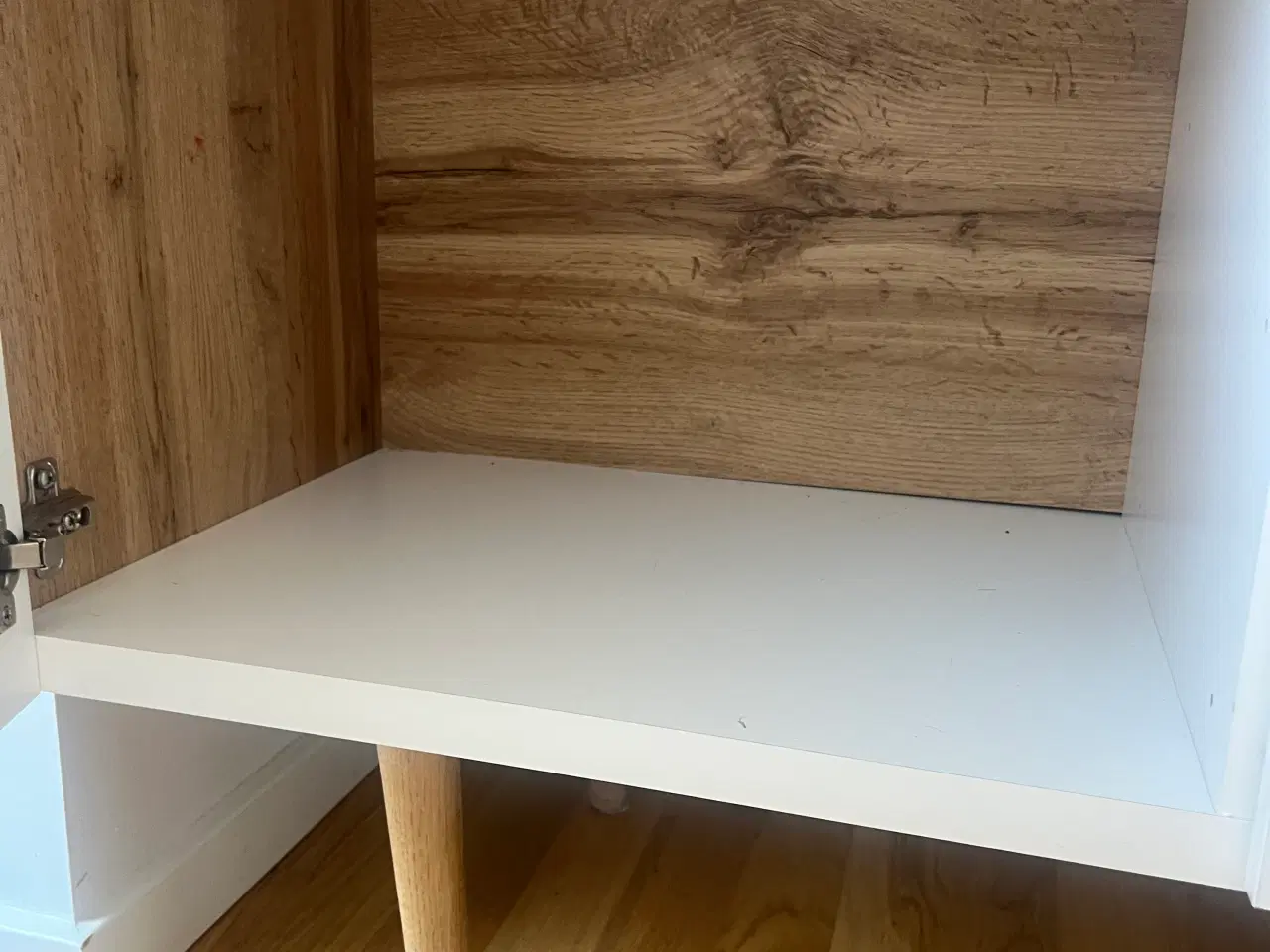 Billede 3 - TV bord/skænk