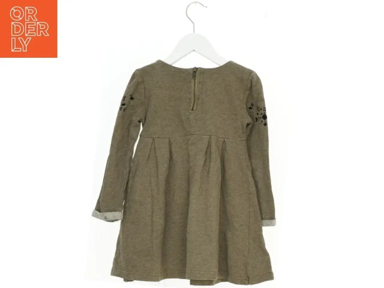 Billede 2 - SweatKjole fra Little pieces (str. 110 cm)