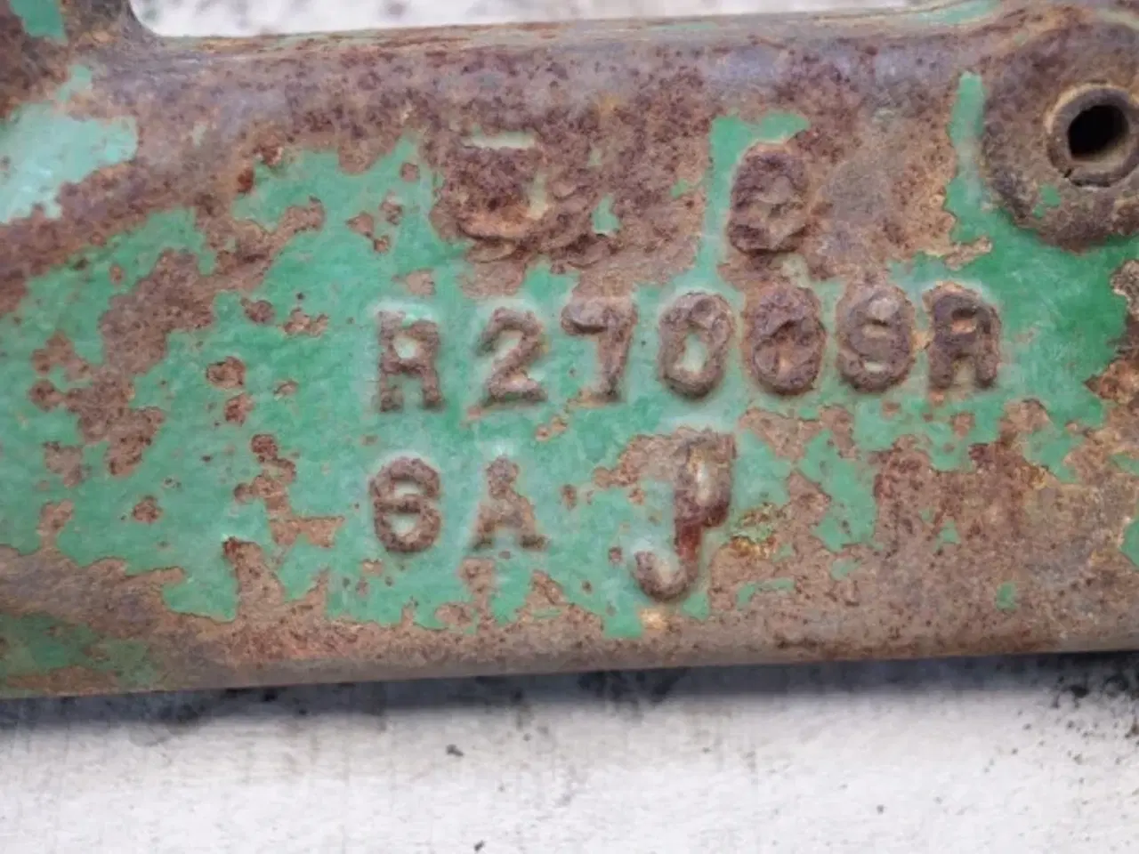 Billede 8 - John Deere 4040 R.H. Liftarm AR80666