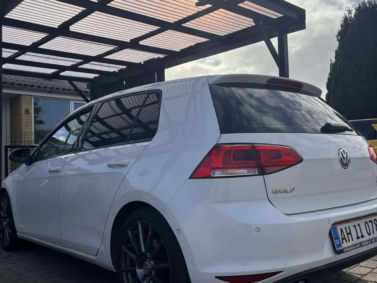 Billede 1 - Flot bil i hvid farve vw golf