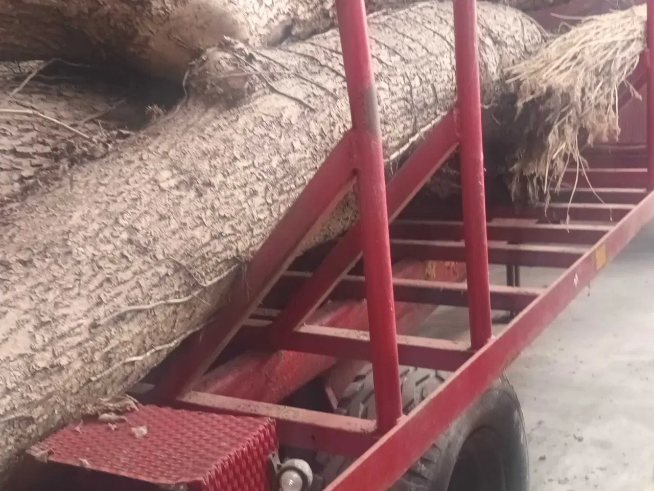 Billede 2 - Vogn til træstammer