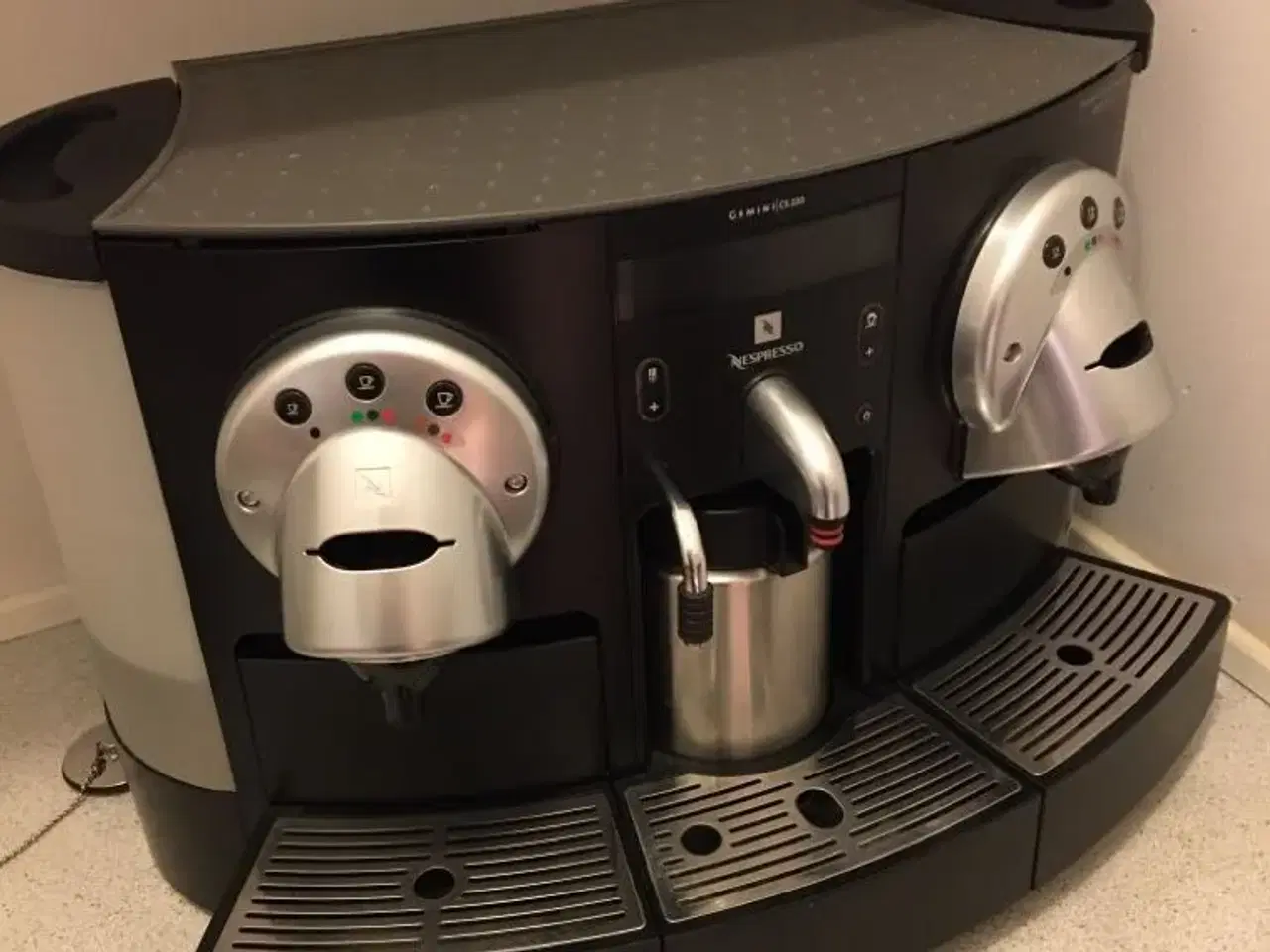 Billede 3 - Nespresso maskine