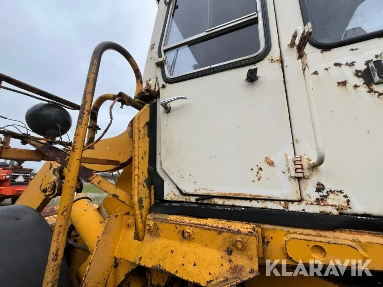 Billede 12 - Gummiged IH 520B