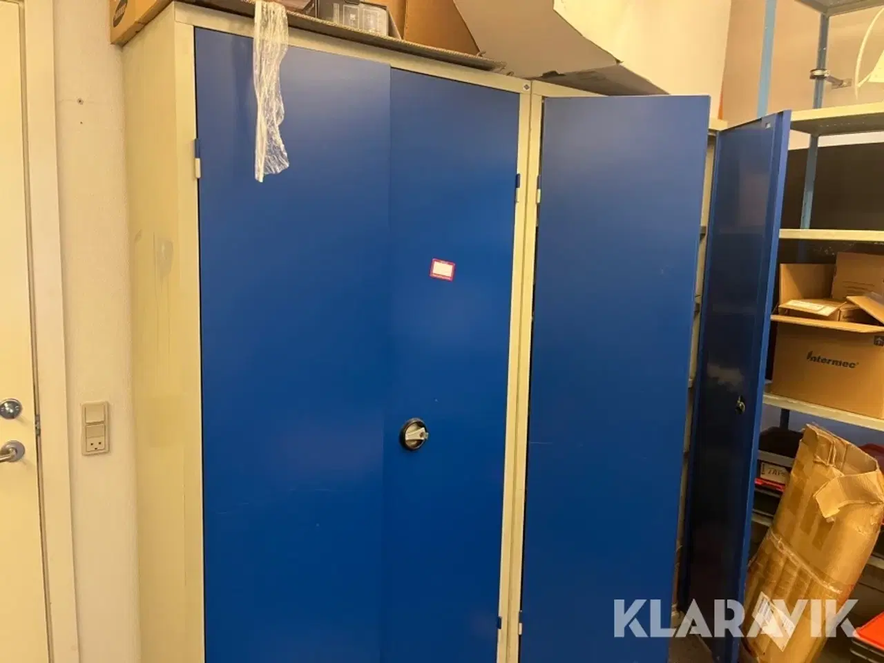 Billede 1 - Værkstedsskabe 2 styk