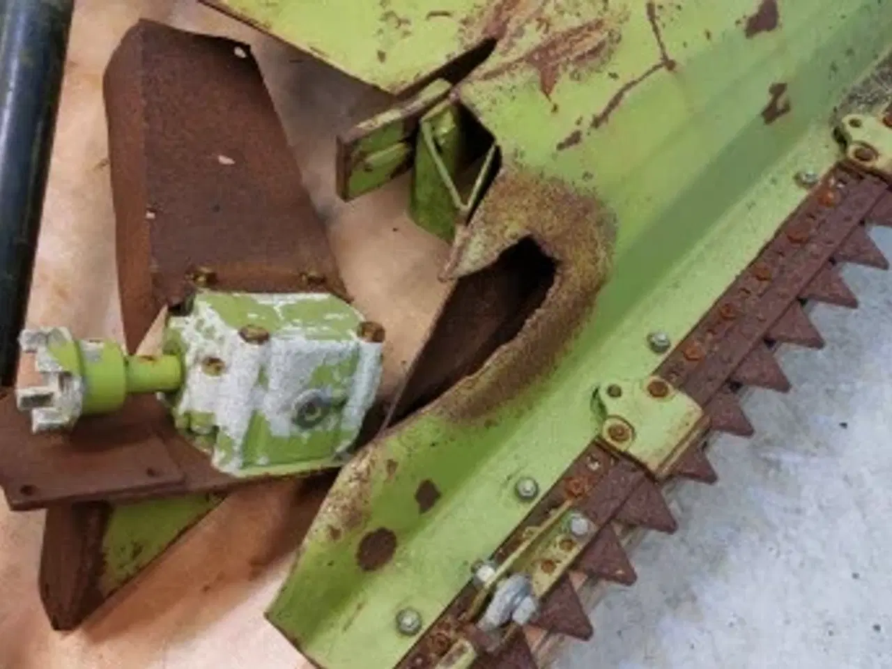 Billede 20 - Claas Commandor 116 Båcht Sidesknive