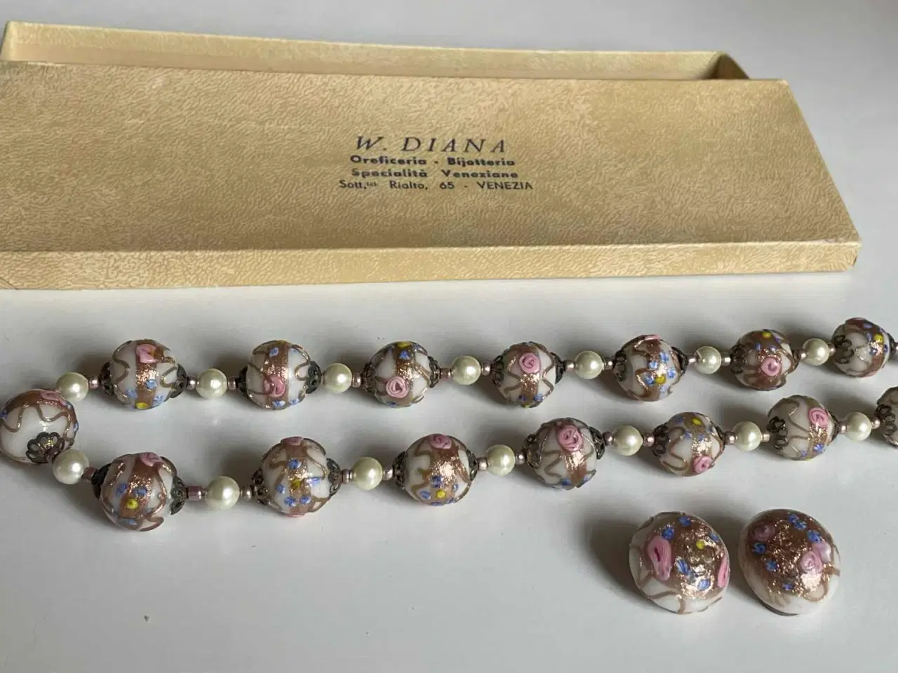 Billede 4 - Vintage halskæde og øreclips af Murano glasperler
