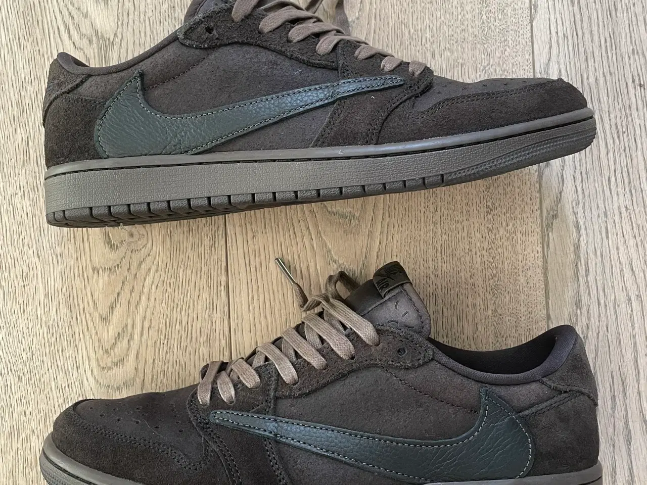 Billede 1 - Air Jordan x Travis Scott 1 Low