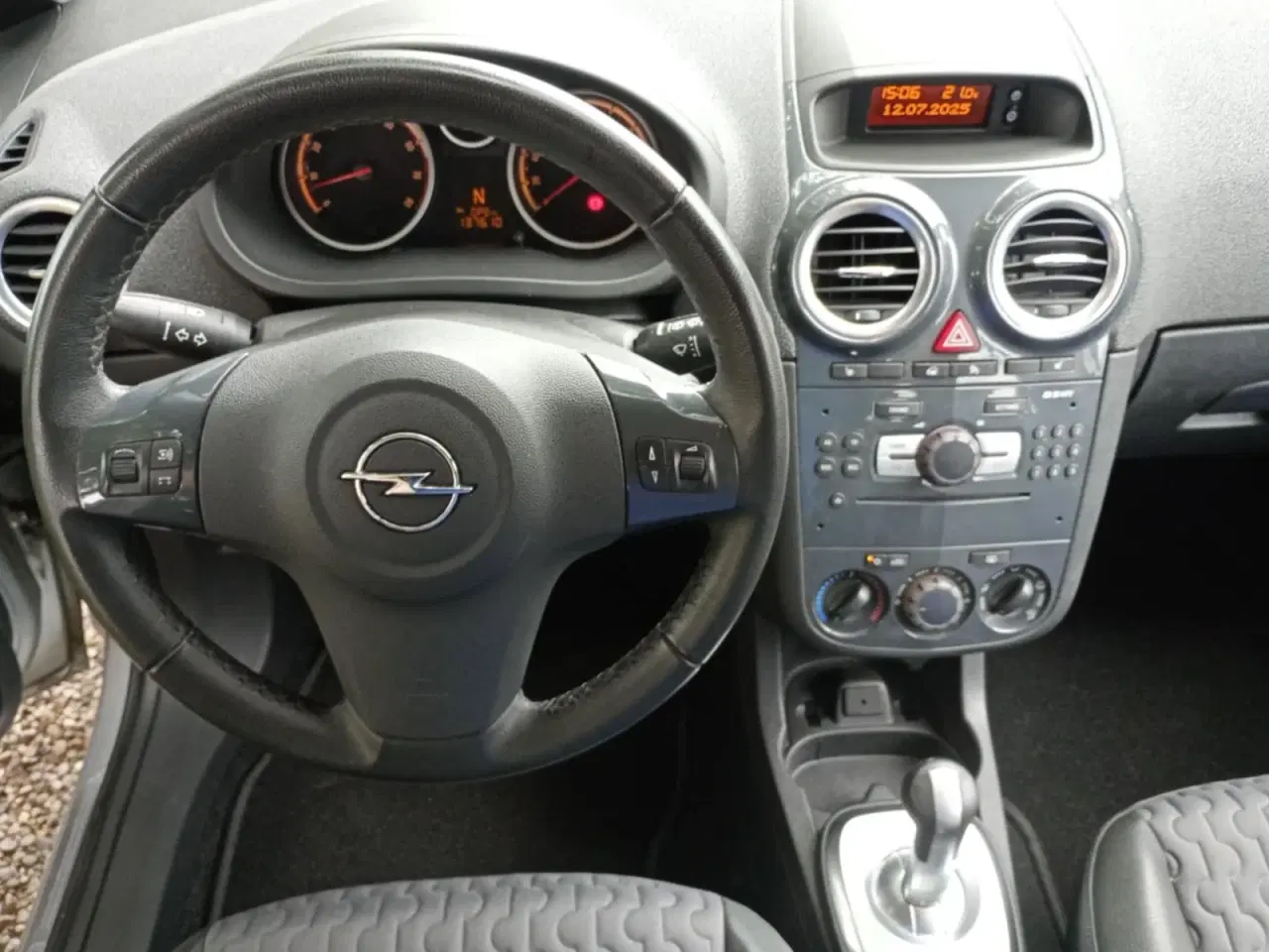 Billede 7 - Opel Corsa 1,2 16V Cosmo aut.