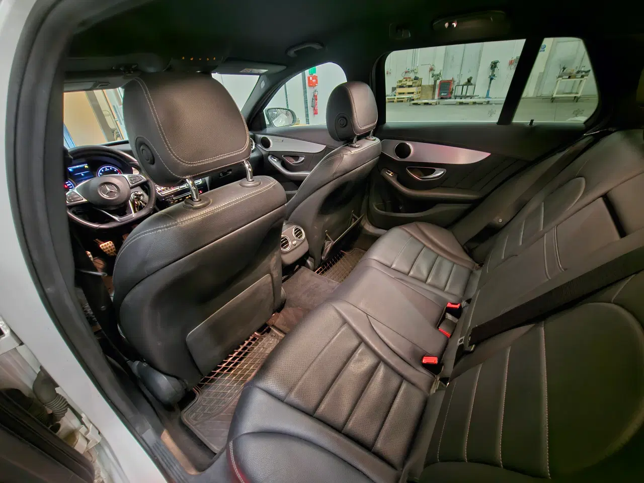 Billede 5 - Mercedes 180t AMG line.