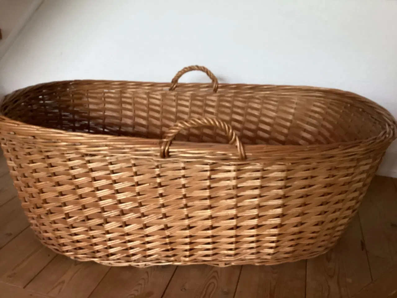 Billede 1 - Stor kurv af pileflet