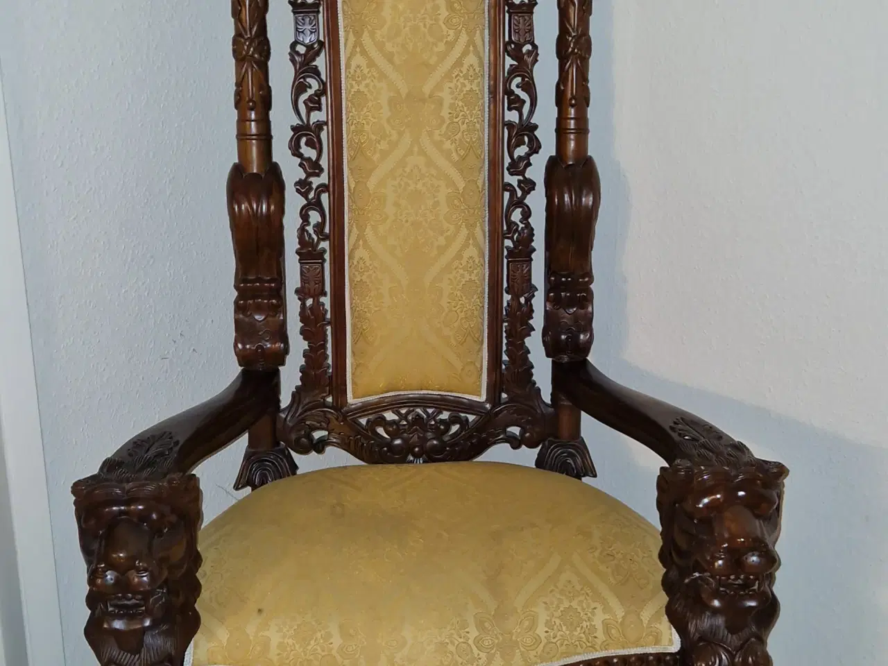 Billede 2 - En flot special stol til salg