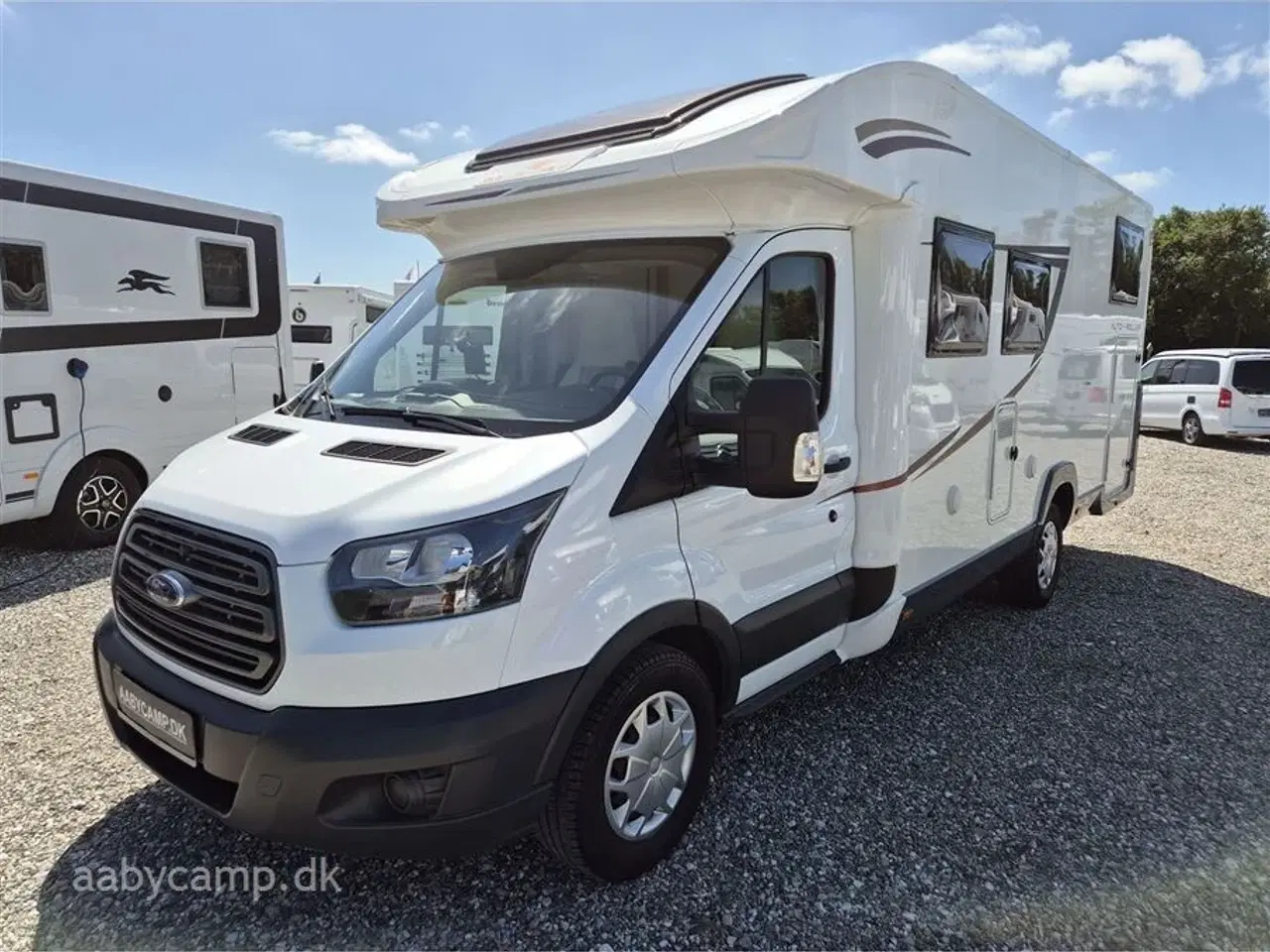 Billede 4 - 2017 - Rollerteam Kronos 284TL Solcelle. batteri. markise. cykelstativ. Duo-control. Fuld service inkl. tandrem. Har kun kørt 54,000 KM !!!!!