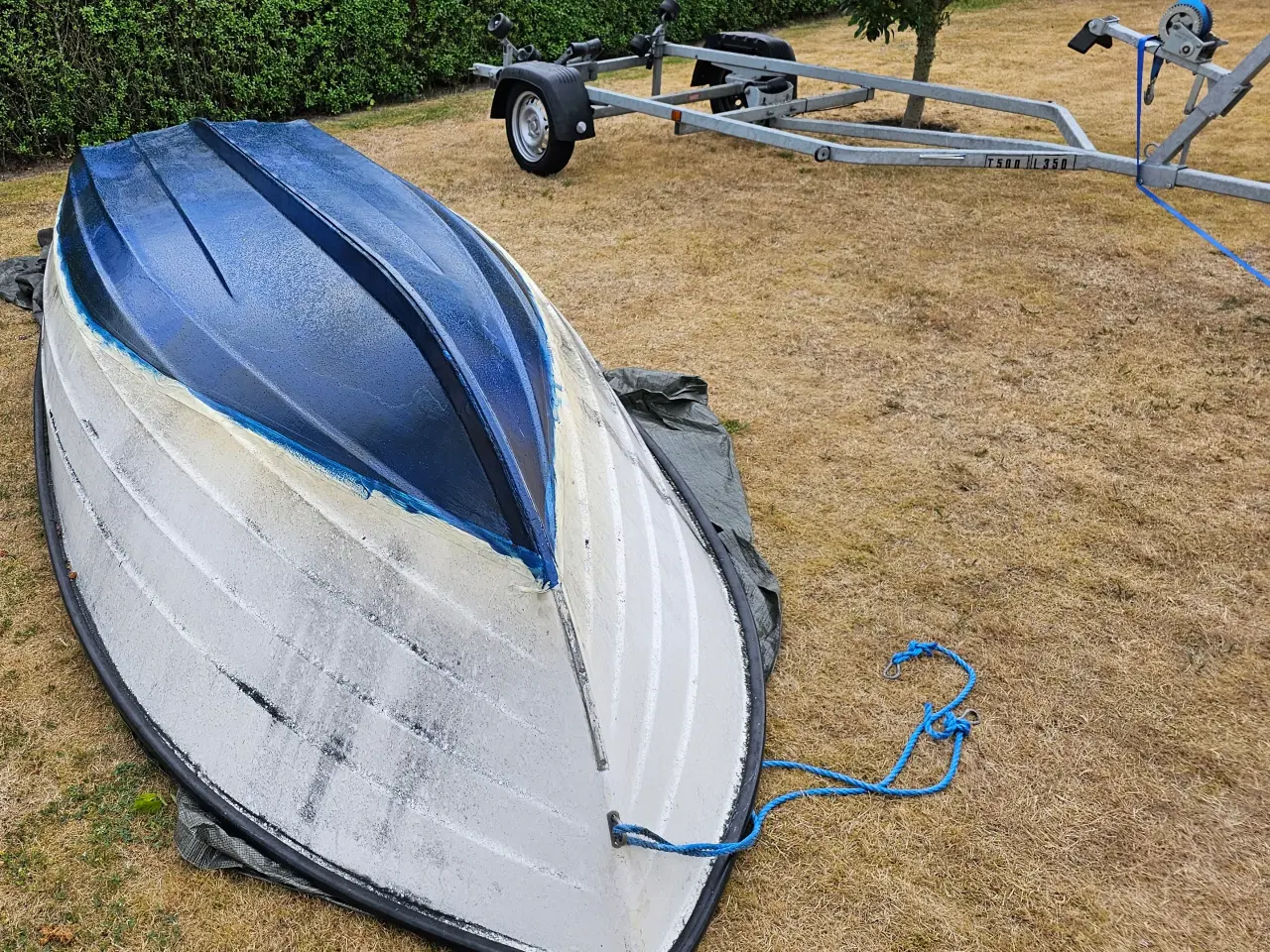 Billede 3 - 14 fods jolle, 6 HK Yamaha på Brenderup trailer
