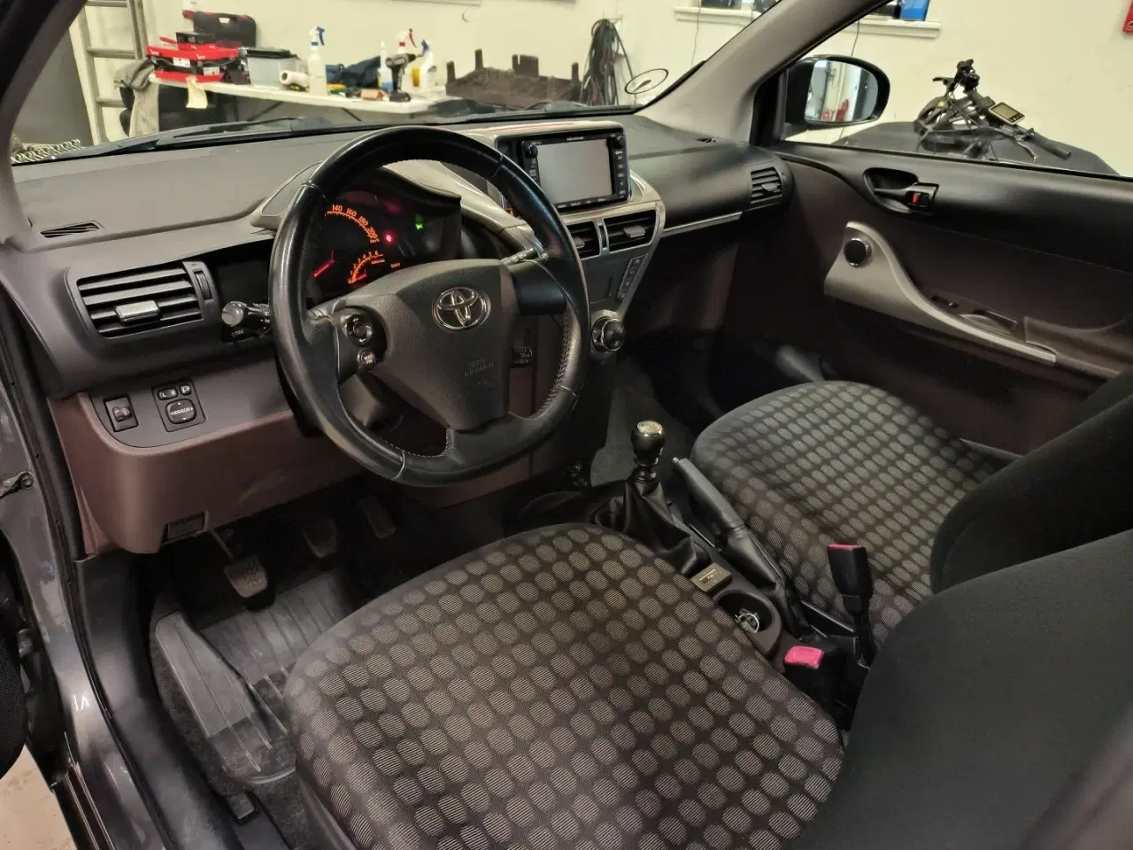 Billede 5 - Toyota iQ 1,4 D-4D Q3