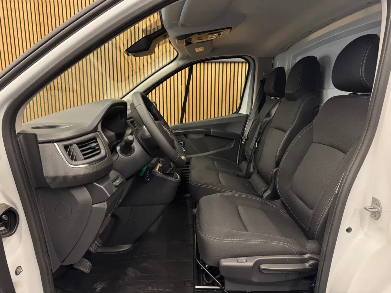 Billede 4 - Nissan Primastar 2,0 dCi 170 L2H1 N-Connecta Van