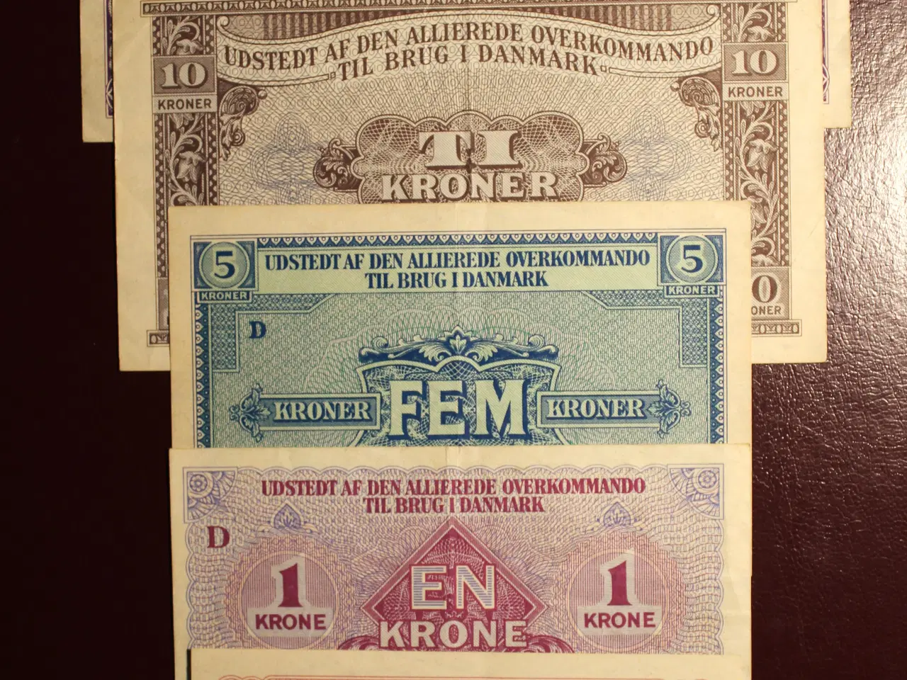 Billede 1 - 5 sedler, Den Allierede Overkommando, 1945