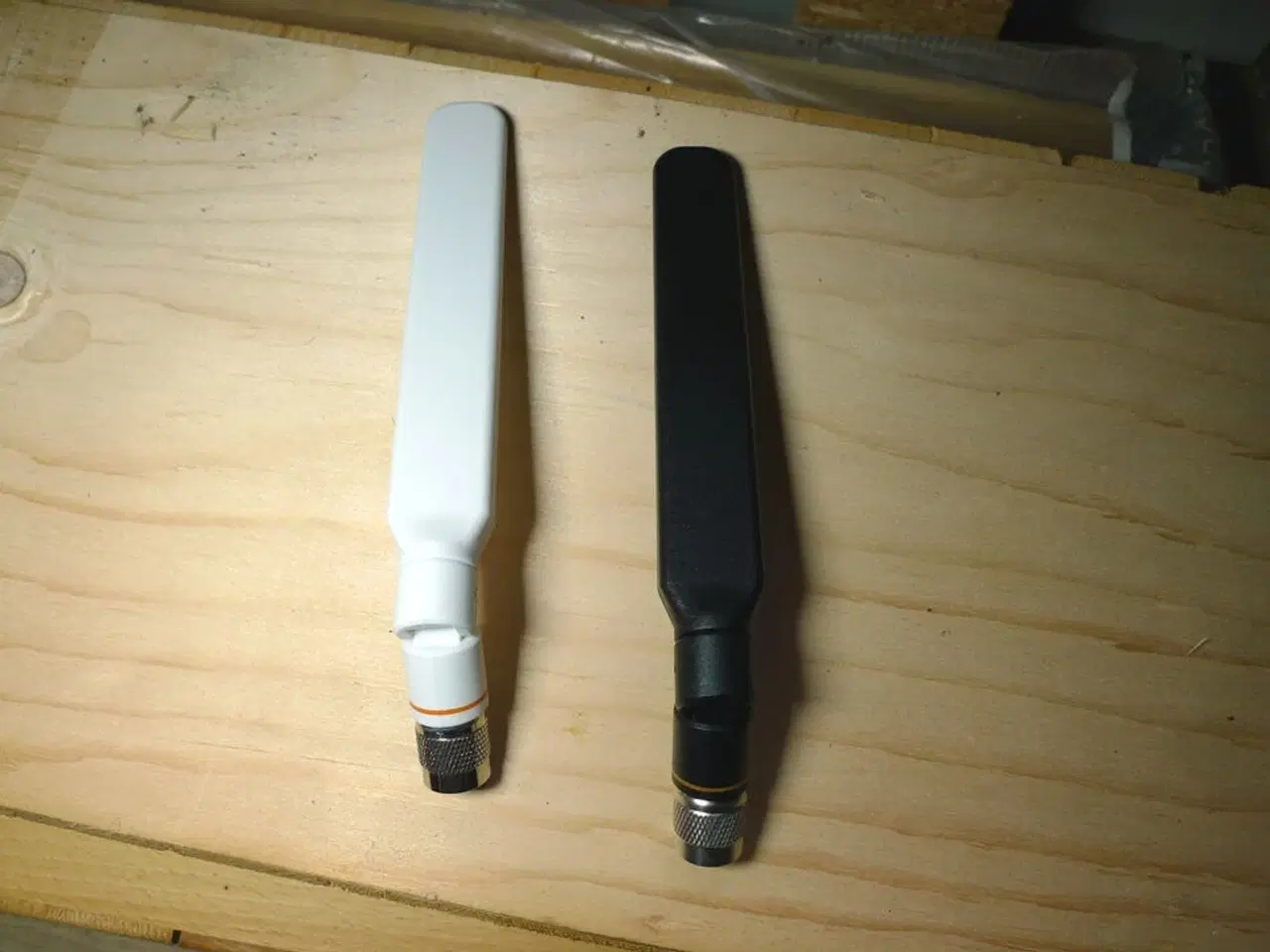 Billede 6 - Ca. 230 stk. Cisco 2,4 GHz/5 GHz Swivel Dipole Antenna