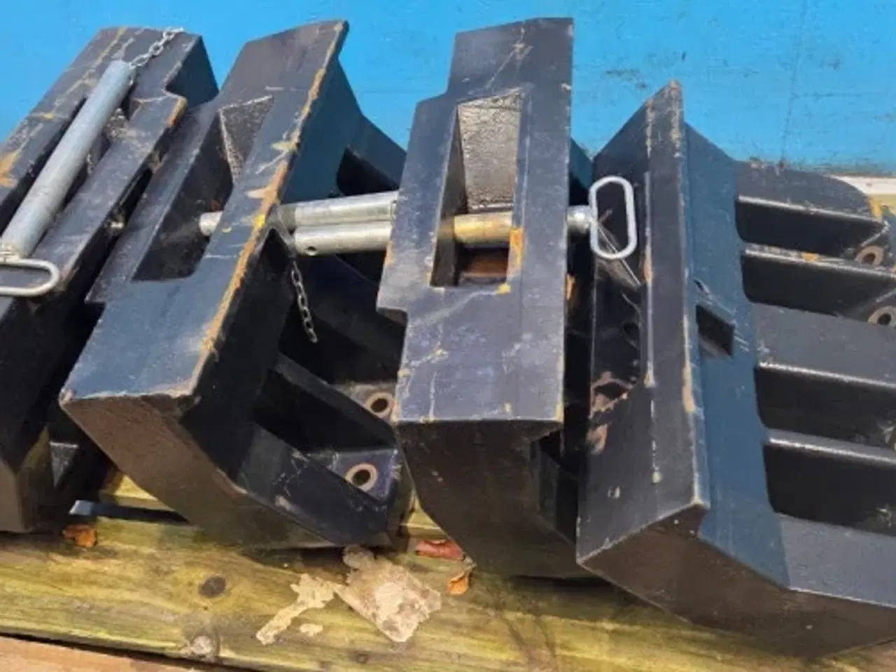 Billede 10 - Case Maxxum 145 Frontvægt Holder 82031499  (5 Stk)