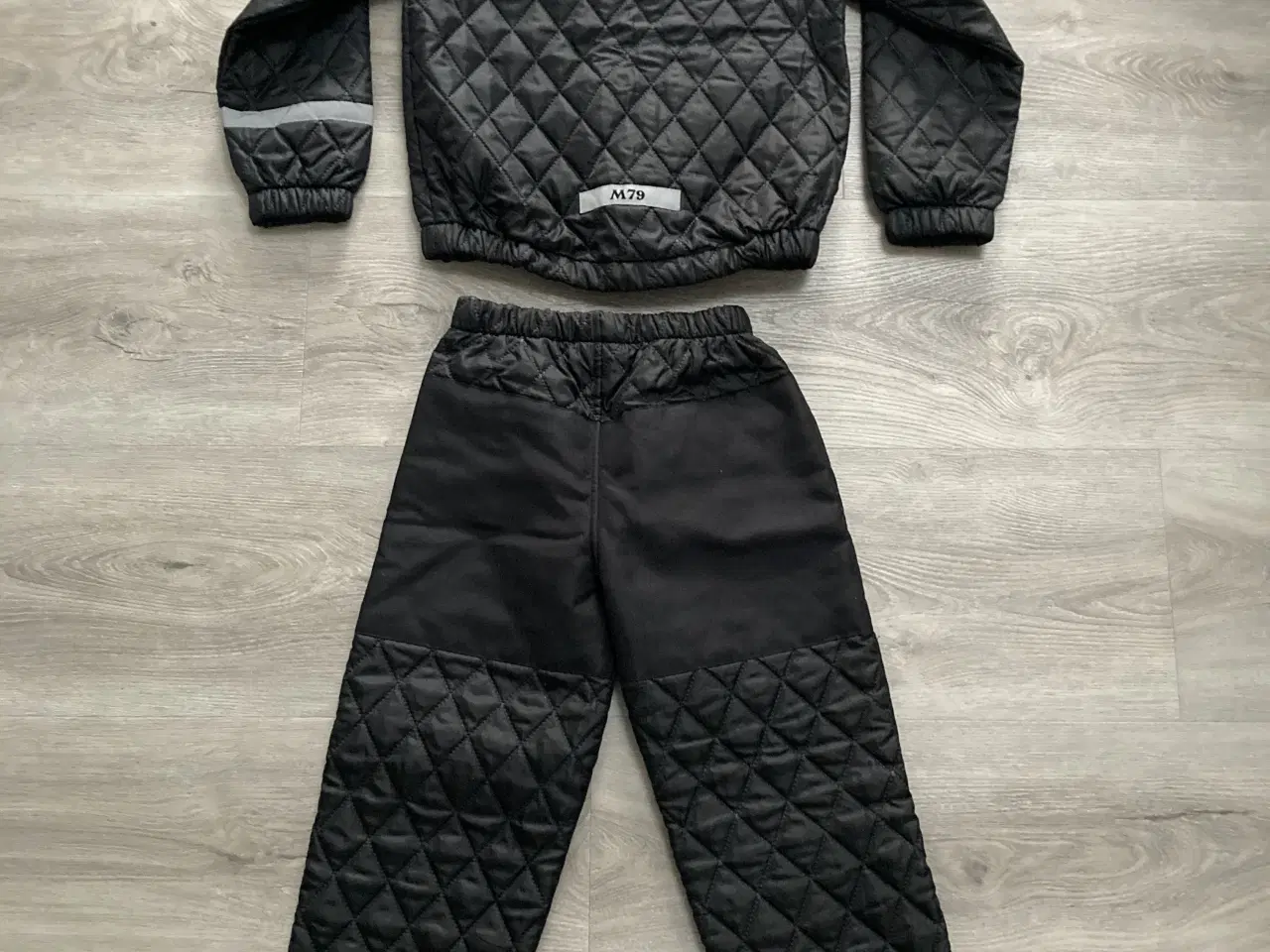 Billede 2 - Termosæt i str. 140