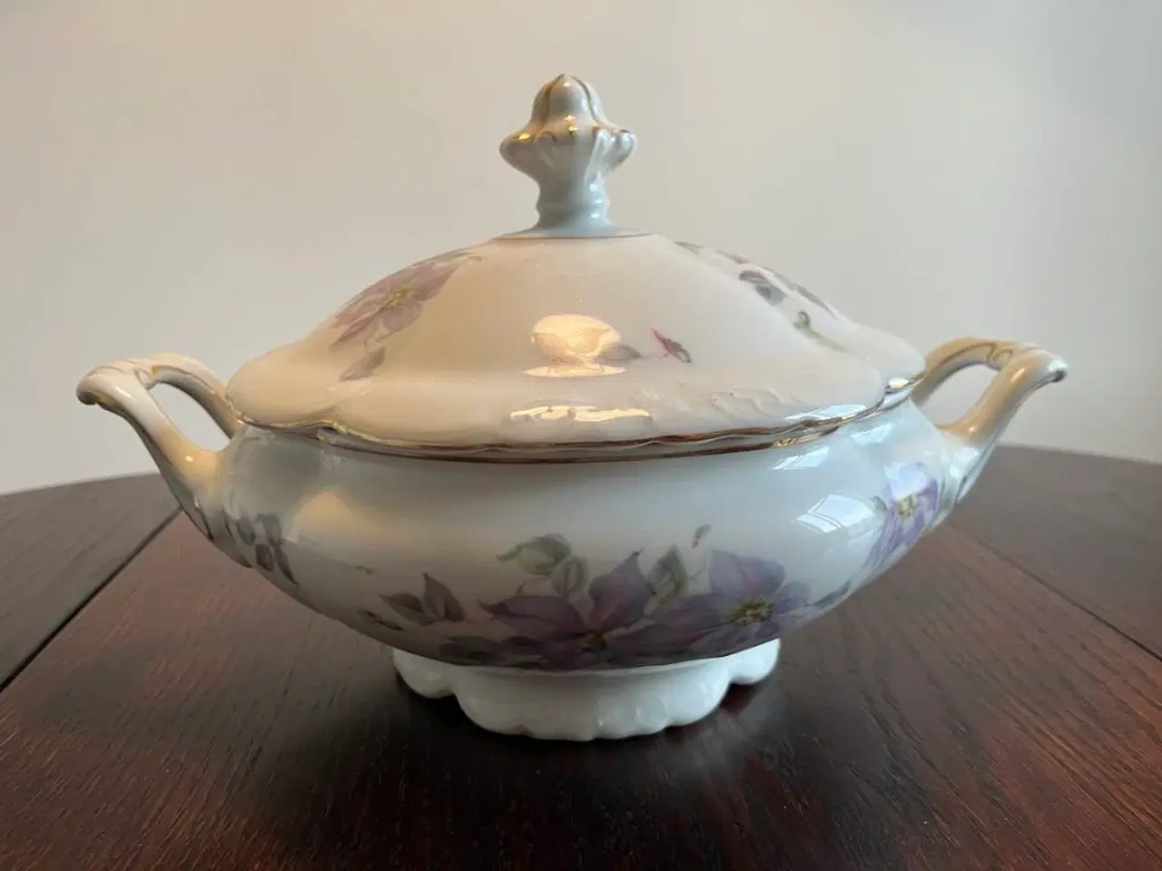 Billede 1 - Terrin Porcelæn med låg, Antik