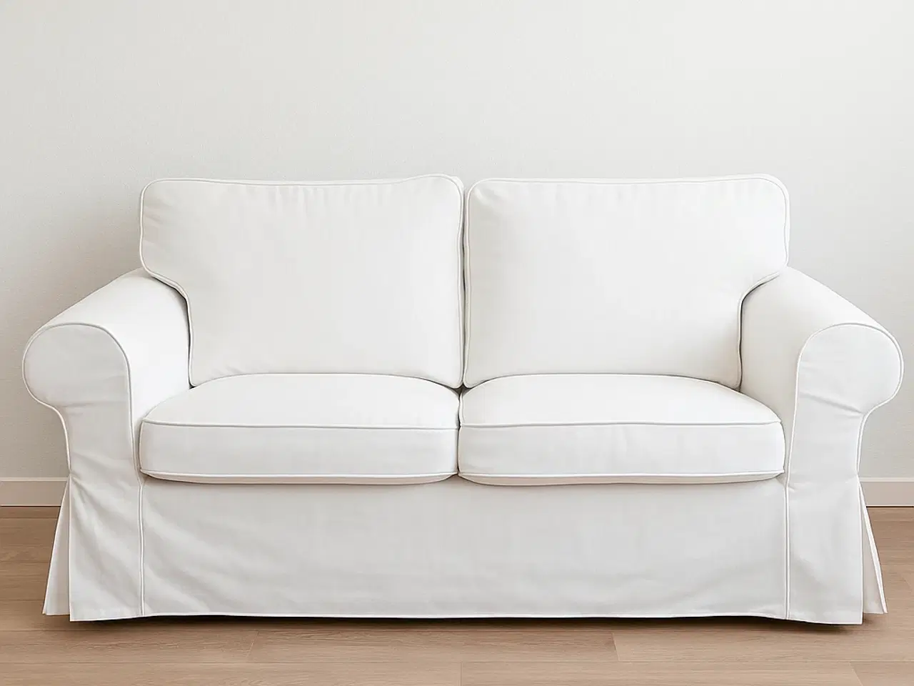 Billede 2 - IKEA Ektorp 2-seat sofa in white, in great conditi