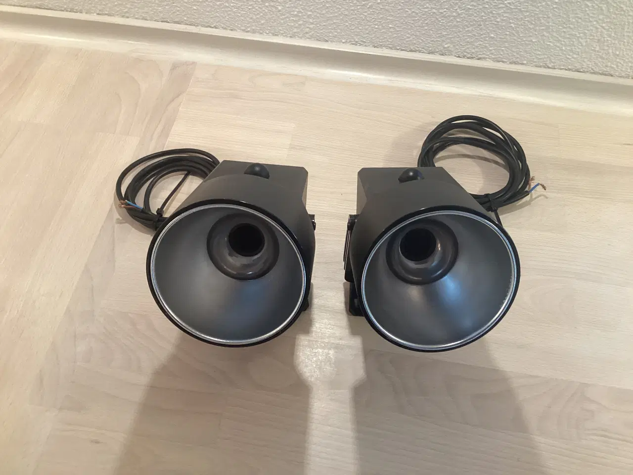 Billede 3 - 2 fine Louis Poulsen Lillebror lamper med plader