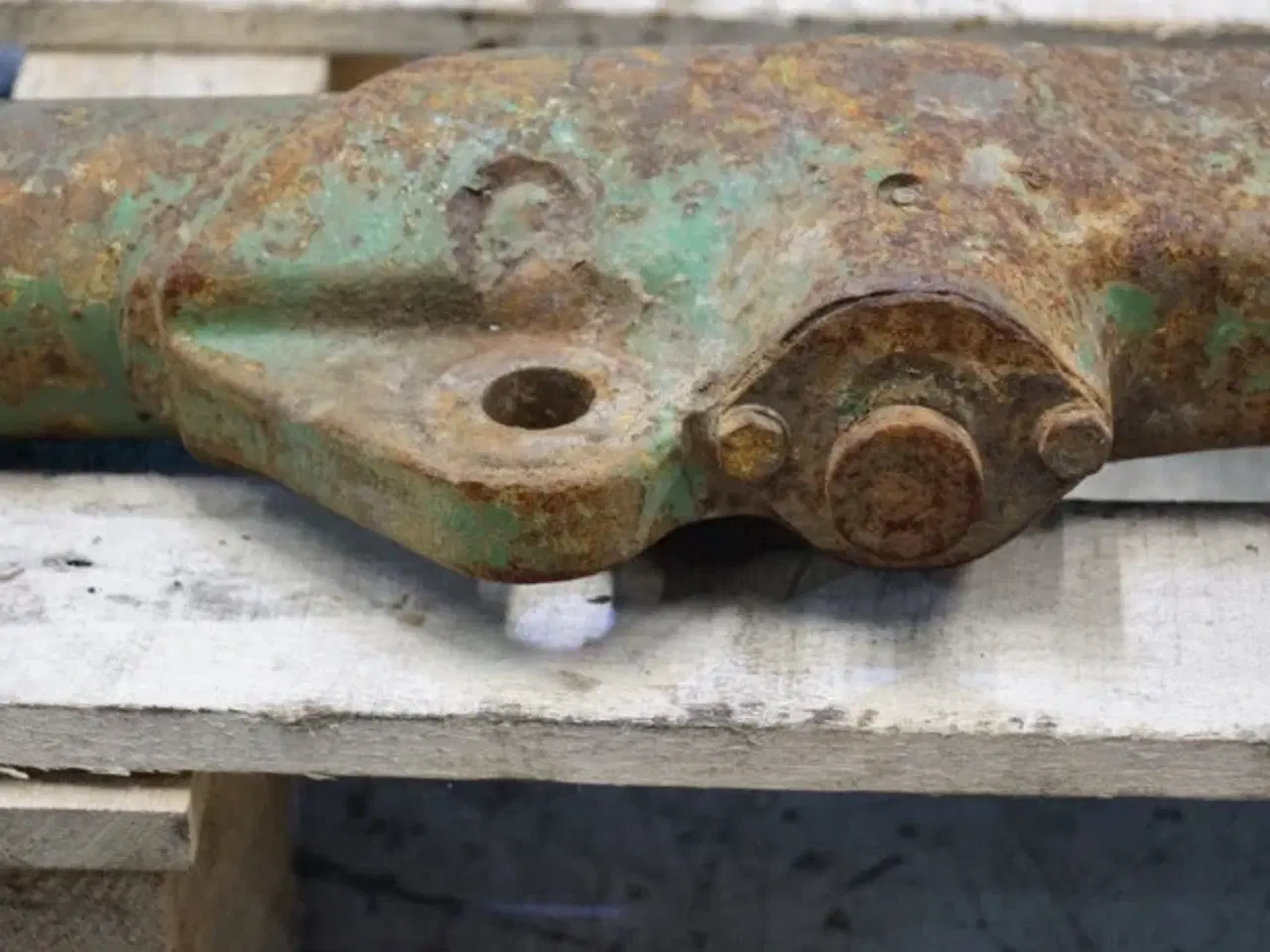 Billede 3 - John Deere 4040 R.H. Liftarm AR80666