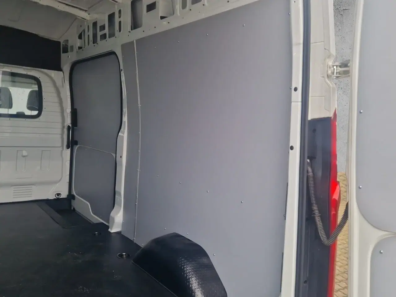 Billede 23 - Maxus e-Deliver 9 88 L3H3 Kassevogn