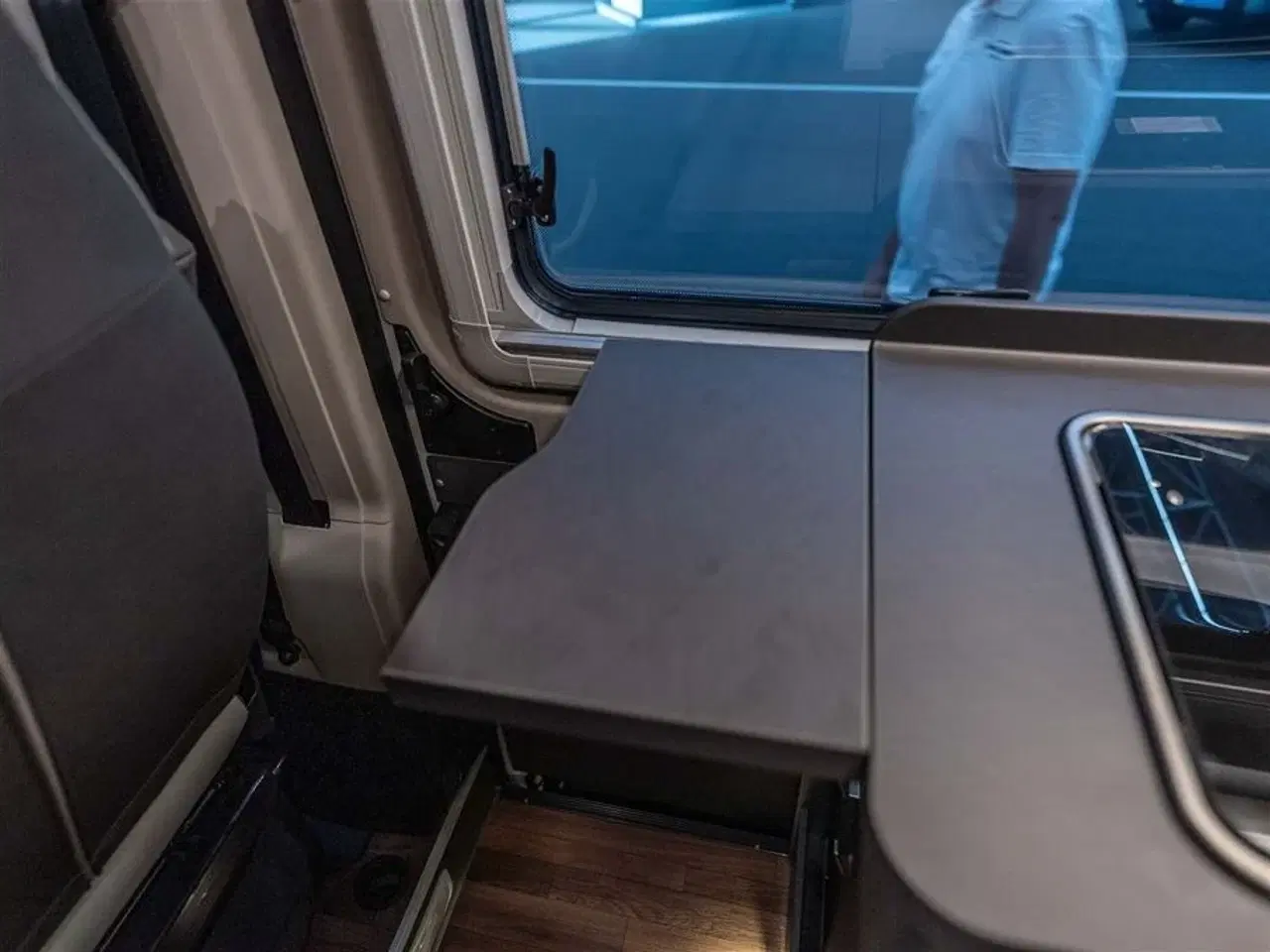 Billede 29 - 2026 - Knaus Boxlife 600 ME Platinum Selection   van under 6 meter med langsgående seng
