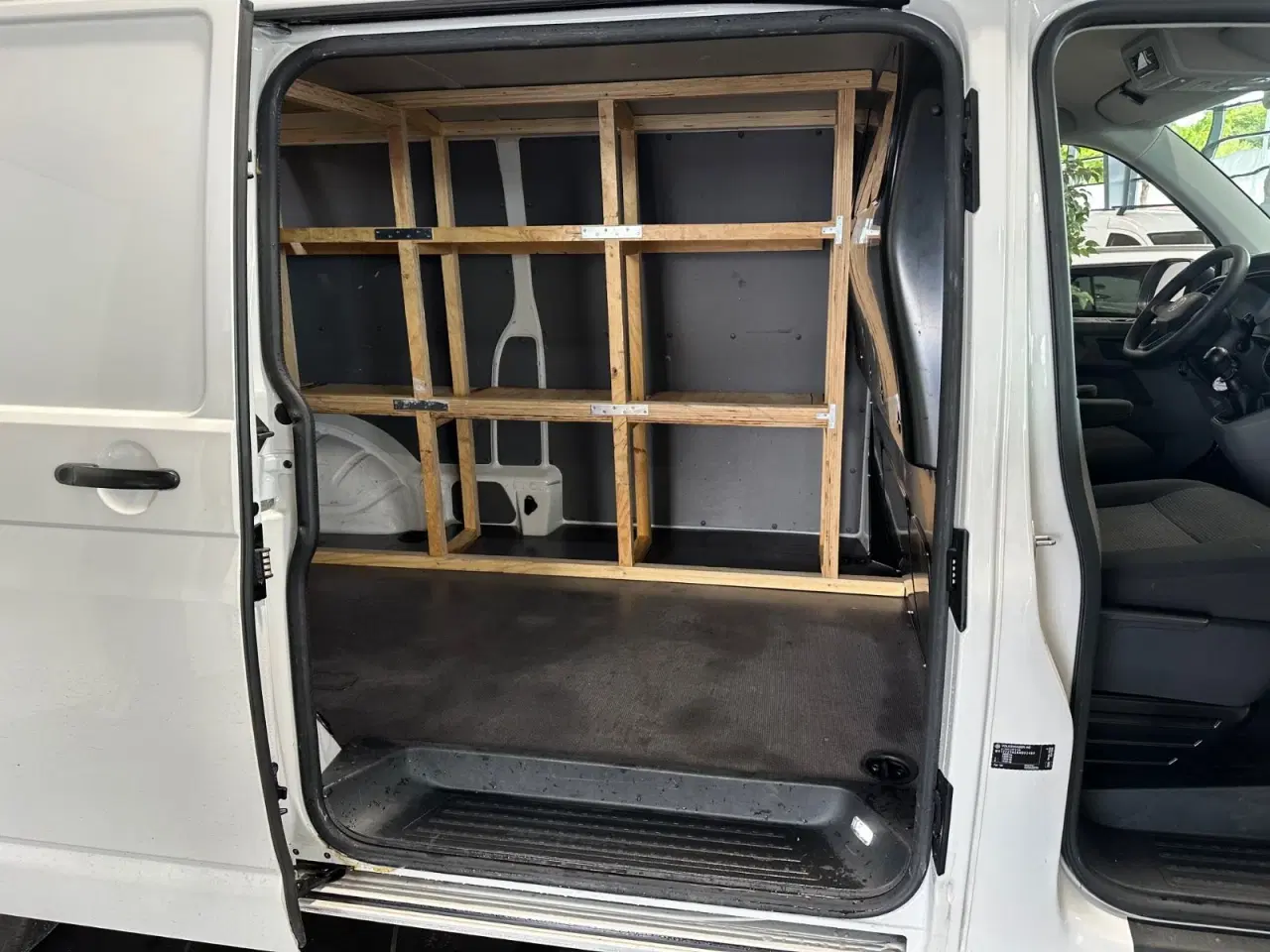 Billede 14 - VW Transporter 2,0 TDi 150 Kassevogn lang