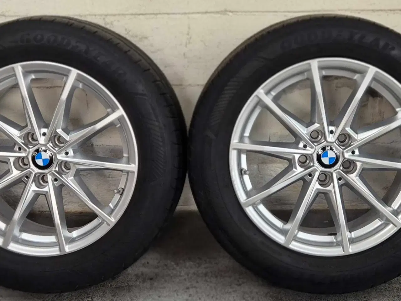 Billede 10 - BMW i4 / G30 /G31 ORIGINAL ALUFÆLGE MED SOMMERDÆK