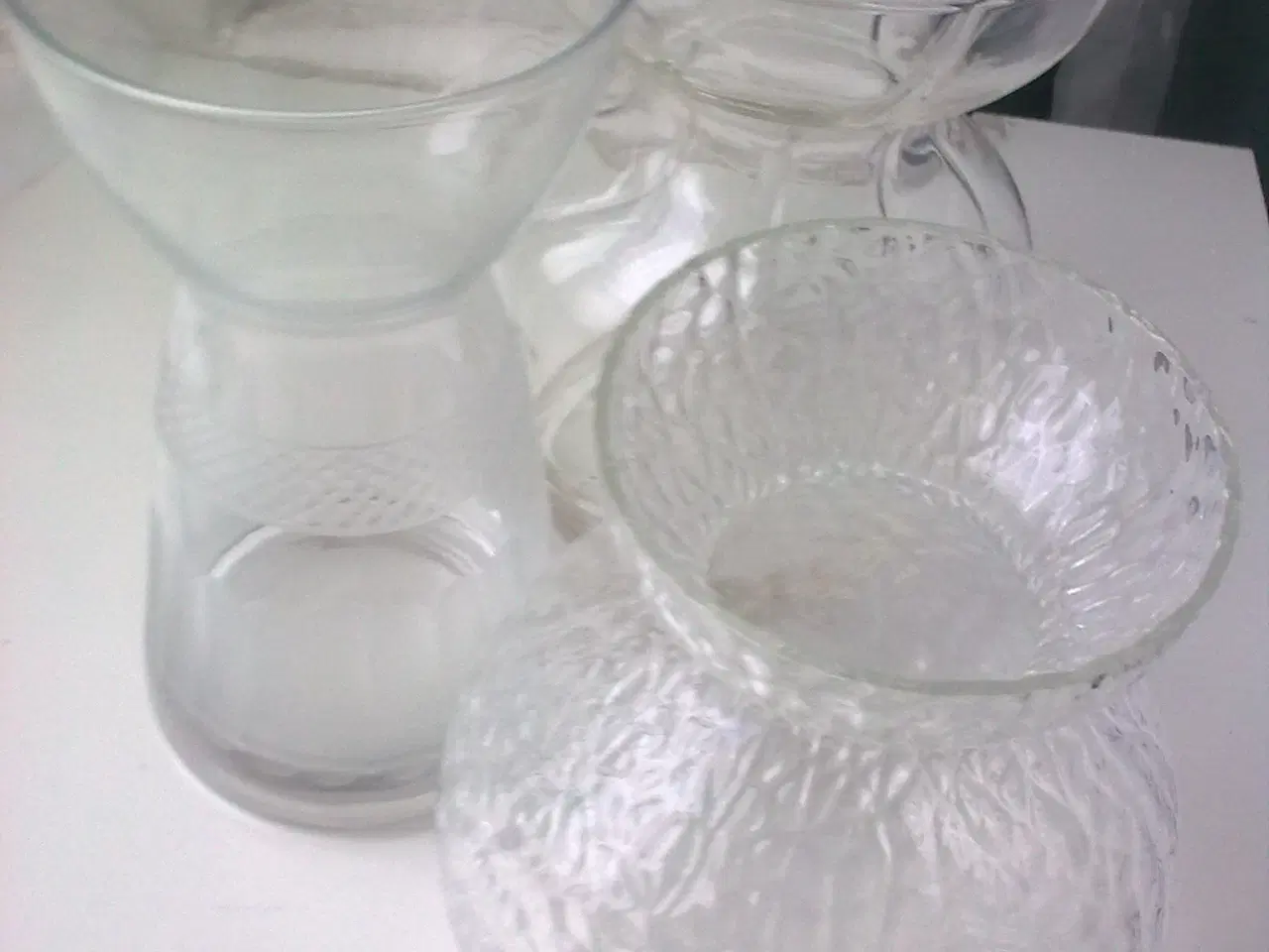 Billede 11 - Påske broderi bordløber tyvstart & hyacint glas