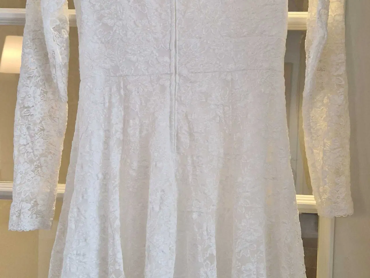 Billede 2 - Konfirmationskjole str 36