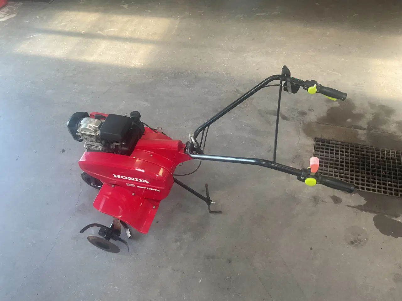Billede 4 - Honda FG 315 fræser 5 hk lidt brugt