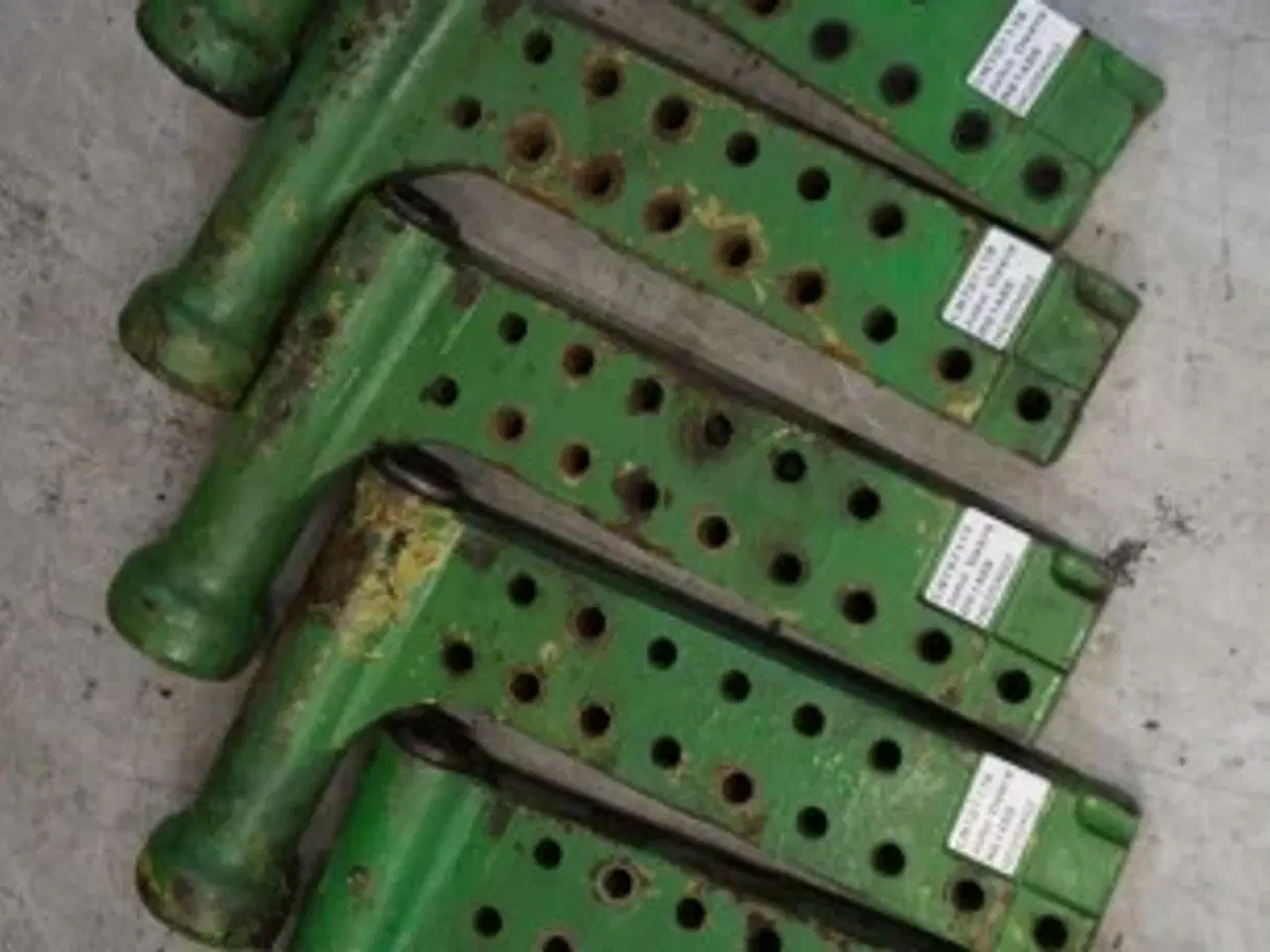 Billede 10 - John Deere 4240 Foraksel AR59198