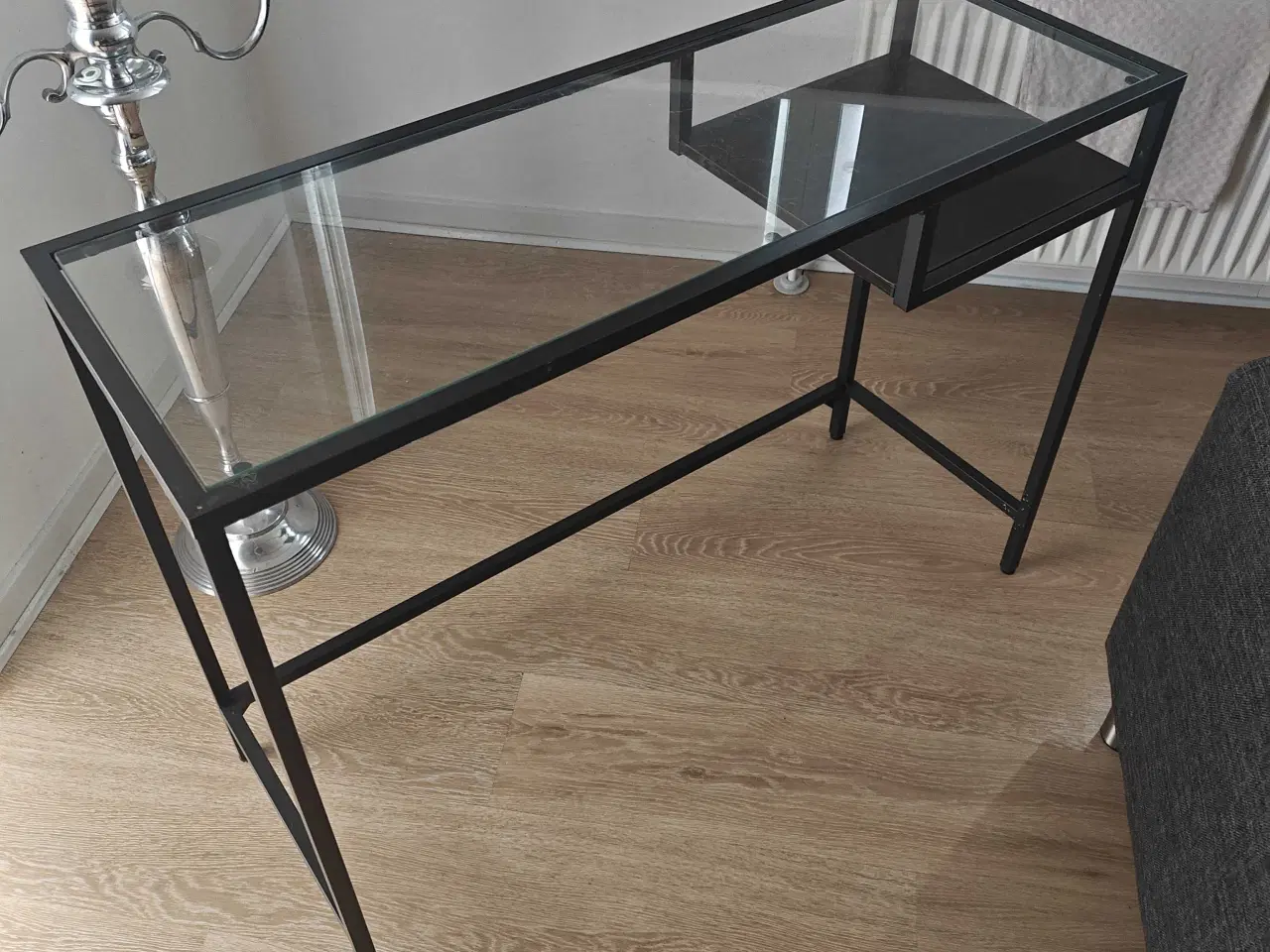 Billede 2 - Flot Glasbord I stål