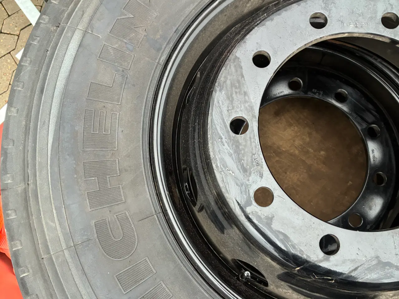 Billede 4 - Landbrugs dæk / lastbil Michelin dæk 315/80R22.5